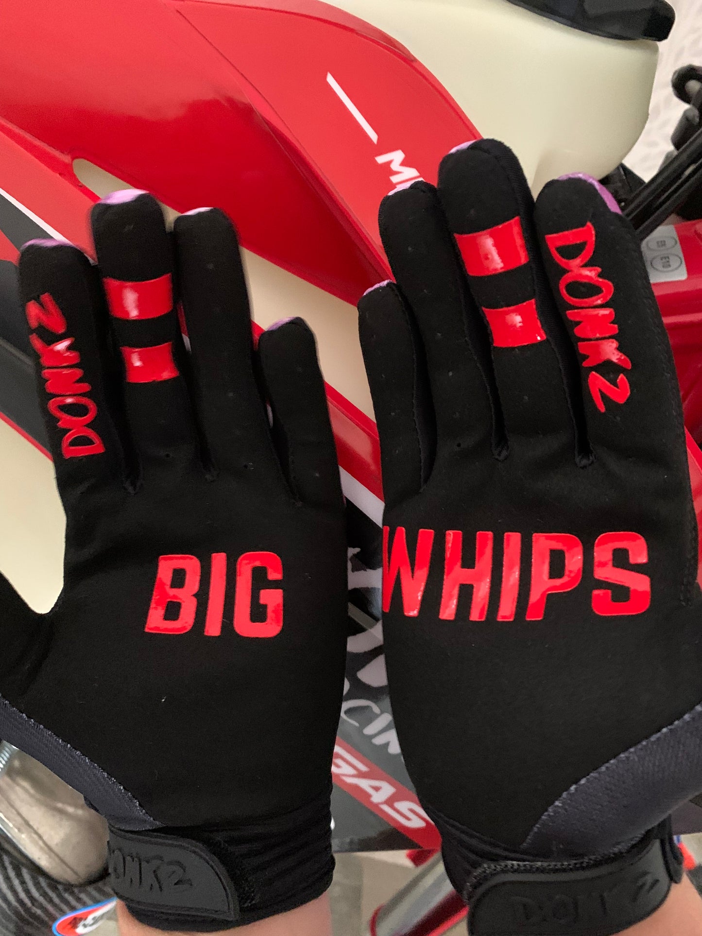 Kids Big Whips Gloves Red/Pink